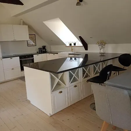 In Danmark -petersminde Exclusive